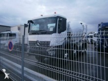 Mercedes Arocs 3240