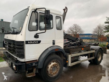 Mercedes SK 1820