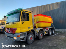 Mercedes Actros 3240