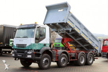 ciężarówka Iveco TRAKKER 440 / 8X4 / 2 SIDED TIPPER / BORTMATIC/