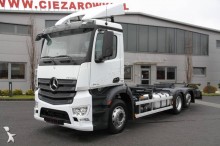 Mercedes Antos 2542