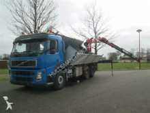 camion piattaforma Volvo