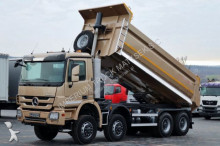 camion benne Mercedes