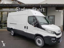 camión furgón Iveco