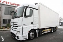 Mercedes Actros 2542