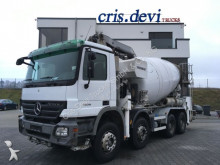 camión bomba de hormigón Mercedes