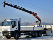 ciężarówka platforma Iveco
