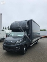 camion cassone centinato Iveco