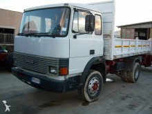 camion Iveco 135.17