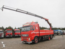 camion piattaforma Volvo