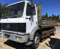 camião tri-basculante Mercedes