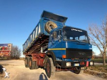 Iveco 330.35