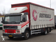 tweedehands vrachtwagen met huifzeil