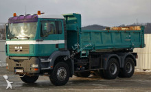 camion benne MAN