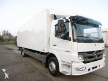camion fourgon Mercedes