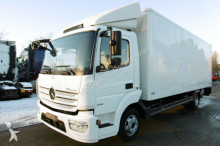camion fourgon Mercedes