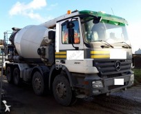 Mercedes Actros 3241