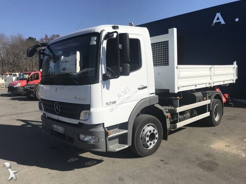 Voir les photos Camion Mercedes