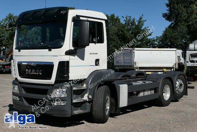 Voir les photos Camion MAN TGS 26.360, Radstand 3,9m., ZF-Intarder, Klima!