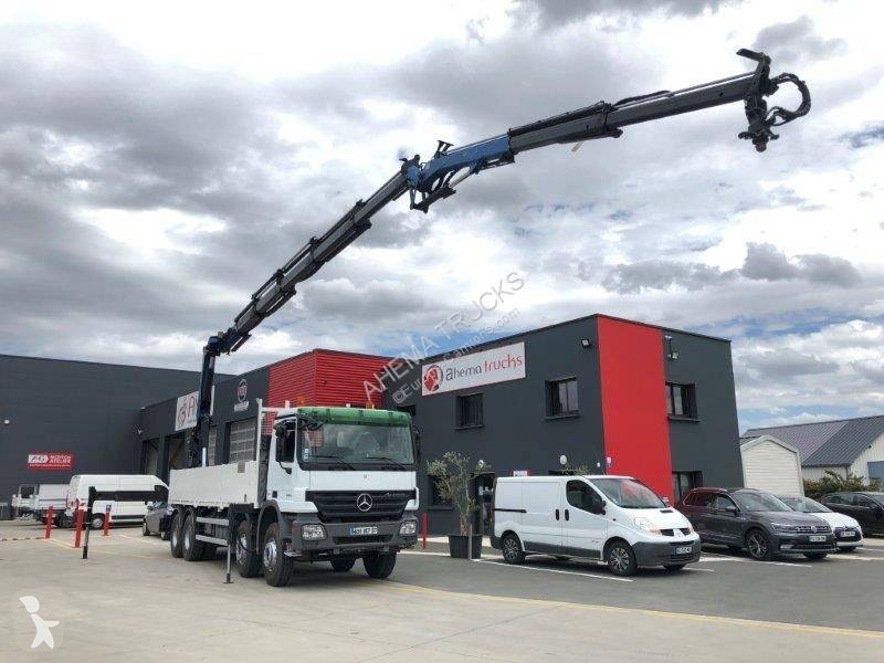 Voir les photos Camion Mercedes