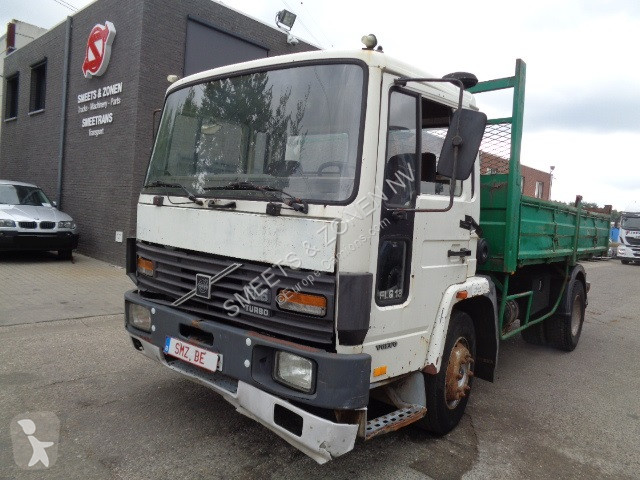 Vedere le foto Camion Volvo