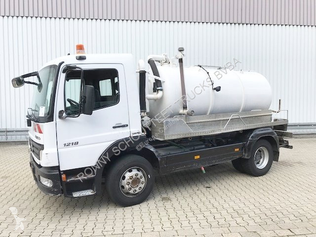 Voir les photos Camion Mercedes 1218 K 4x2 1218 K 4x2 Fäkalientank