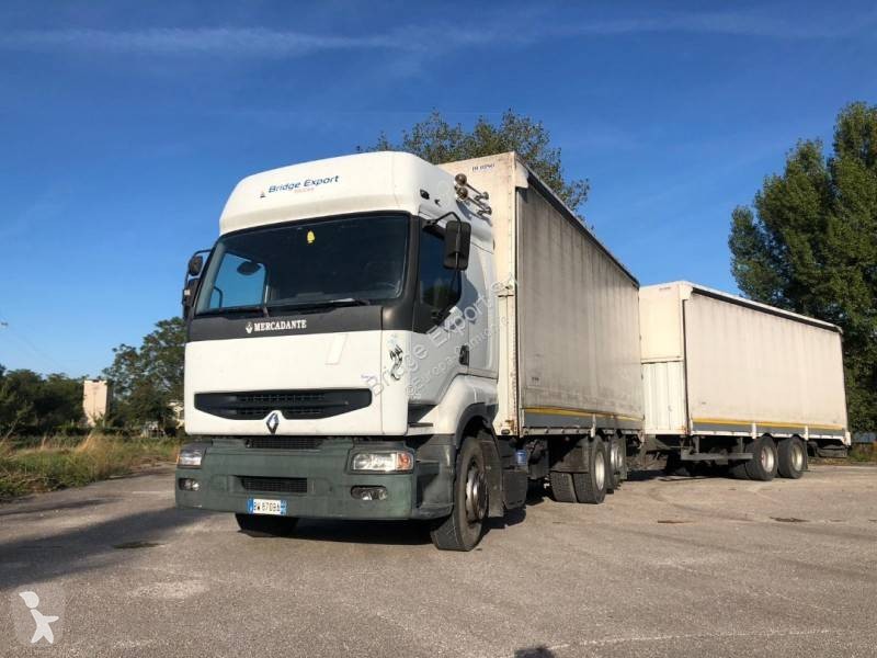 Vedere le foto Camion Renault