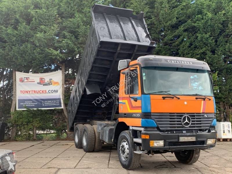 Voir les photos Camion Mercedes