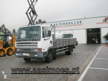camión caja abierta DAF