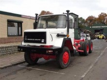 camión chasis Iveco