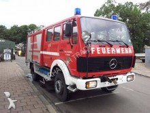 camión bomberos Mercedes