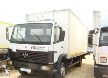 camión furgón caja polyfond Mercedes