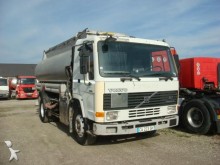 camion Volvo FL7