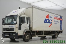 camión furgón Volvo
