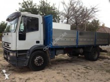 camión caja abierta Iveco
