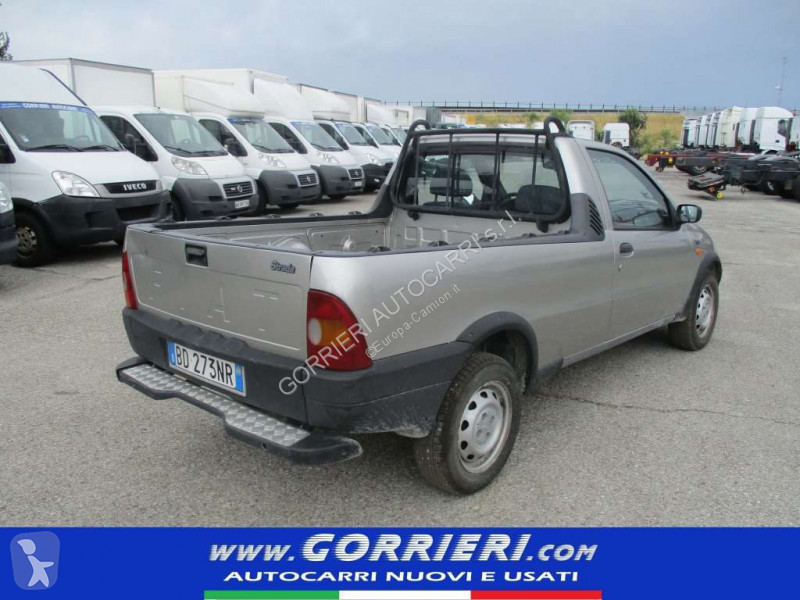 Fiat Palio Ii 1 7 Td El 5 Door 2005 3 Car Specs Fiat Palio Ii