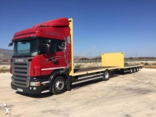 ciężarówka z przyczepą platforma Scania