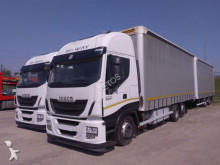 ciężarówka z przyczepą firanka Iveco