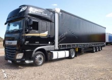 vrachtwagen met aanhanger DAF XF105 460
