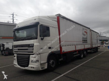 vrachtwagen met aanhanger DAF XF105 460
