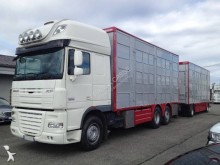 vrachtwagen met aanhanger DAF XF105 510