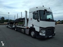camion cu remorca pentru transport autovehicule Renault