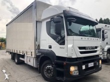 autotreno Teloni scorrevoli (centinato alla francese) Iveco