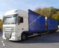 автопоезд шторный DAF