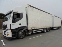 Iveco Lastzug Schiebeplanen