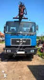ciężarówka z przyczepą do transportu sprzętów ciężkich MAN