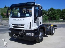 ansamblu cap tractor si semiremorca sasiu Iveco