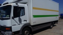 autoarticolato Mercedes Atego 813