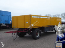 vrachtwagencombinatie platte bak onbekend