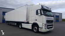 ensemble routier fourgon Volvo